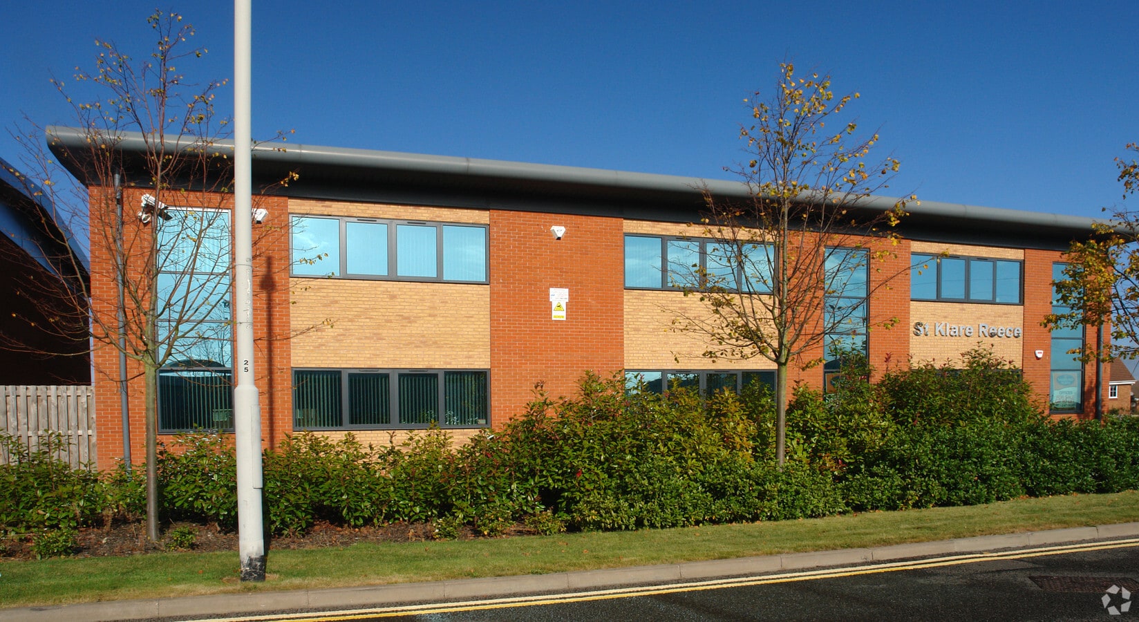 Pilgrims Walk, Coventry CV6 4QH UK