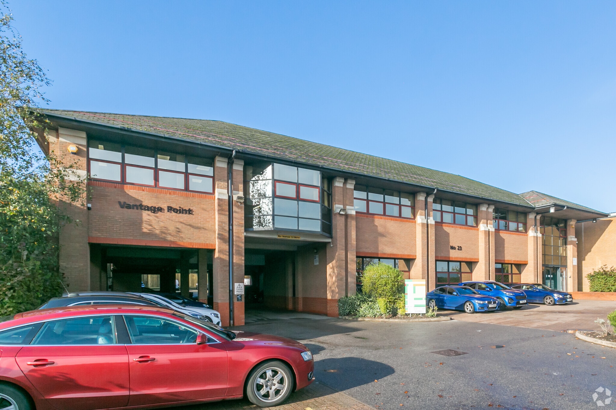 23 Mark Rd, Hemel Hempstead for sale Primary Photo- Image 1 of 1