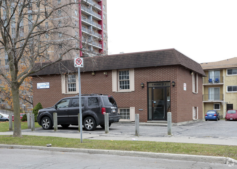 5 Hickory St E, Waterloo, ON for rent - Building Photo - Image 1 of 2