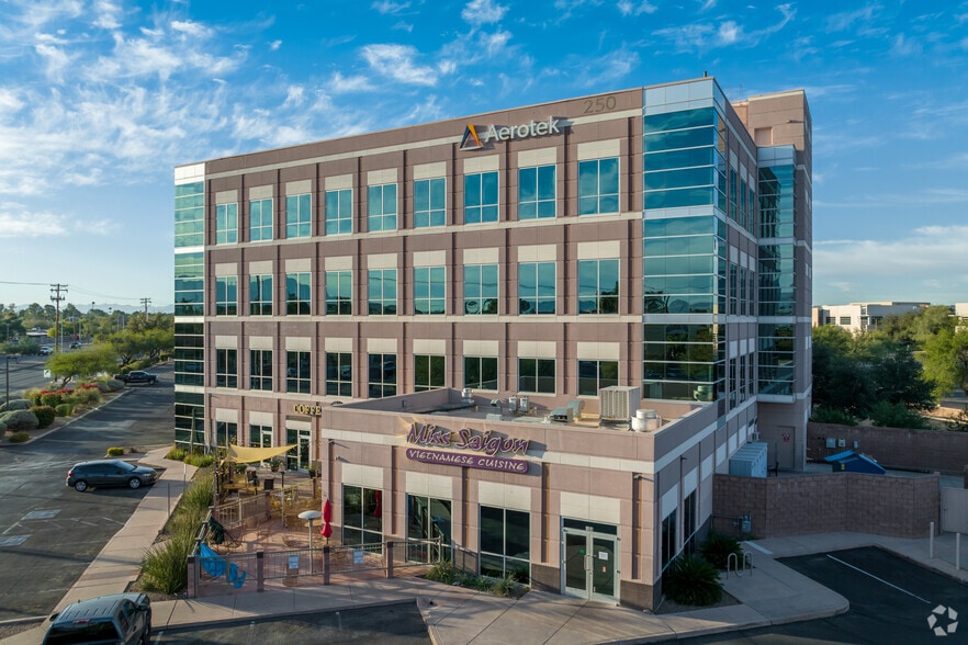 250 S Craycroft Rd, Tucson, AZ to rent - Building Photo - Image 1 of 5