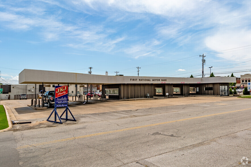 120 E Broadway St, Broken Arrow, OK for sale - Building Photo - Image 1 of 5