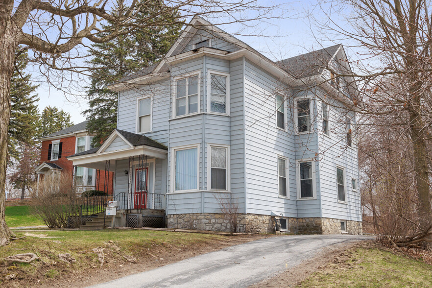 91 S Main St, Saint Albans, VT for sale - Primary Photo - Image 1 of 1