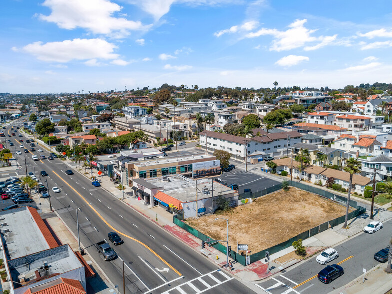 1032 S Pacific Coast Hwy, Redondo Beach, CA for sale - Building Photo - Image 3 of 5