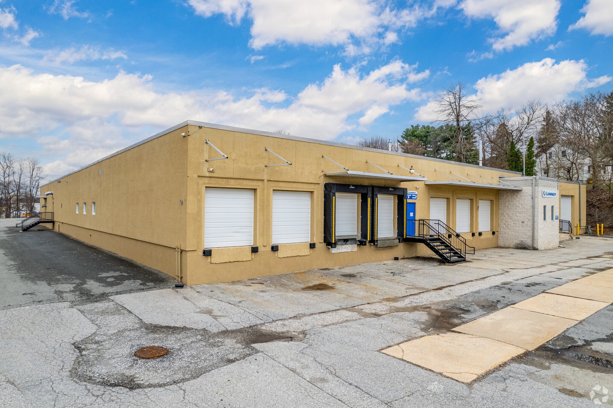 400 E Locust St, Dallastown, PA to rent Building Photo- Image 1 of 14
