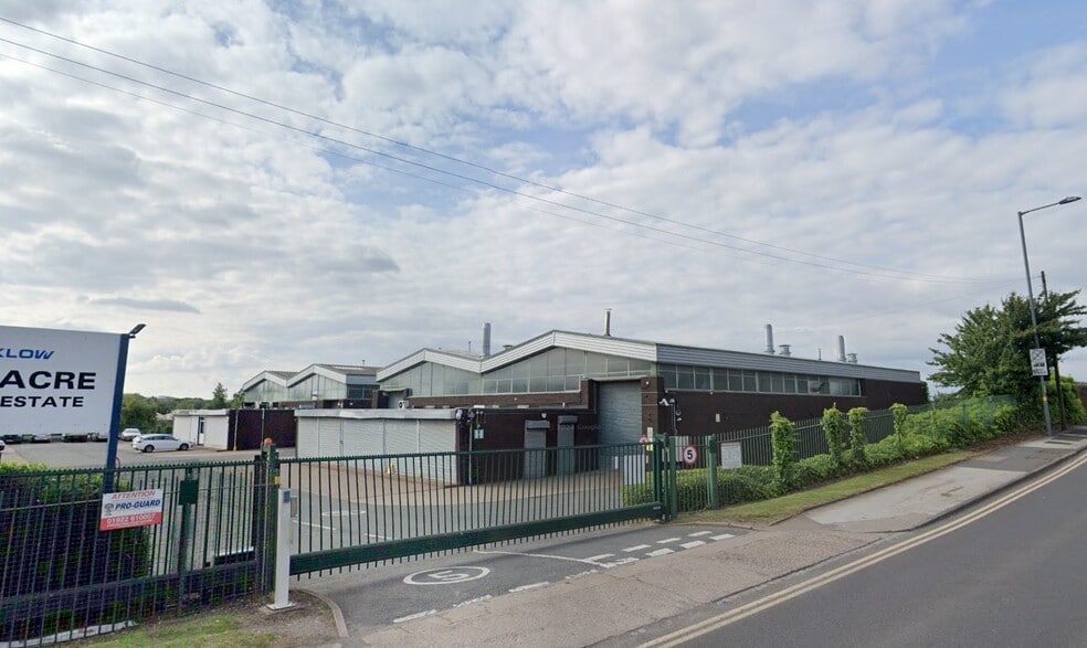 Long Acre, Birmingham to rent - Building Photo - Image 1 of 1
