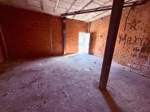 Retail in Chozas de Canales, Toledo to rent Interior Photo- Image 1 of 9