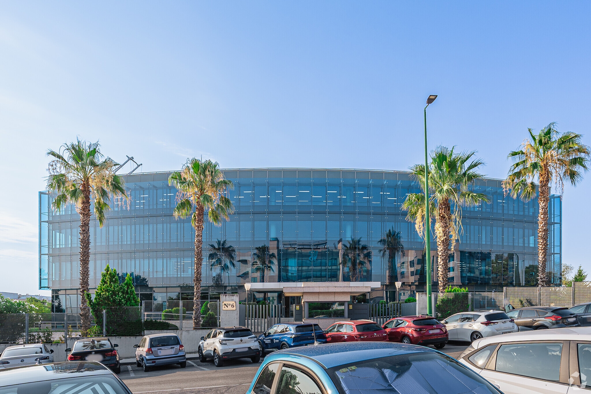 Avenida de Europa, 6, Alcobendas, Madrid to rent Primary Photo- Image 1 of 5