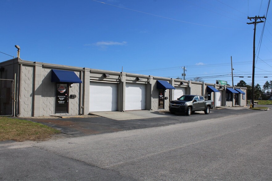 4250 Dorchester Rd, Charleston, SC for rent - Building Photo - Image 1 of 4