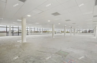 13-19 Avenue De La Métallurgie, Saint-Denis to rent Interior Photo- Image 1 of 1