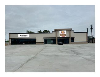 More details for 715 S Main St, Highlands, TX - Retail for Rent