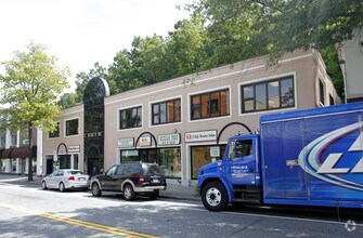 125-131 E Main St, Mount Kisco, NY for rent Primary Photo- Image 1 of 7