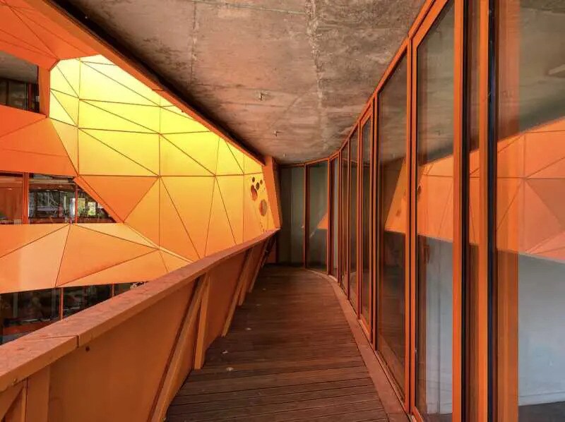 Location Bureaux 394 m² - Photo 1