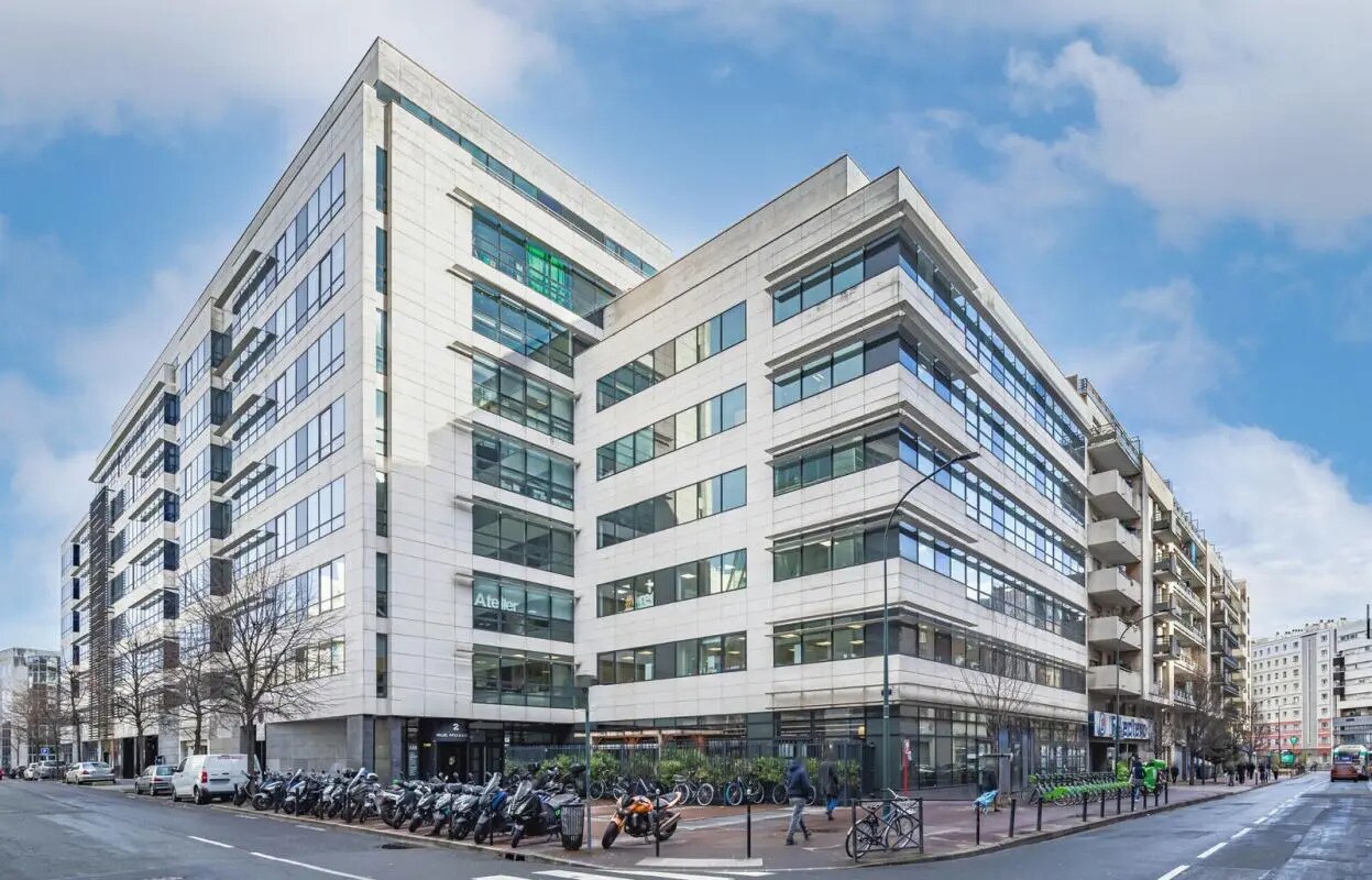 2 Rue Mozart, Clichy to rent Building Photo- Image 1 of 11