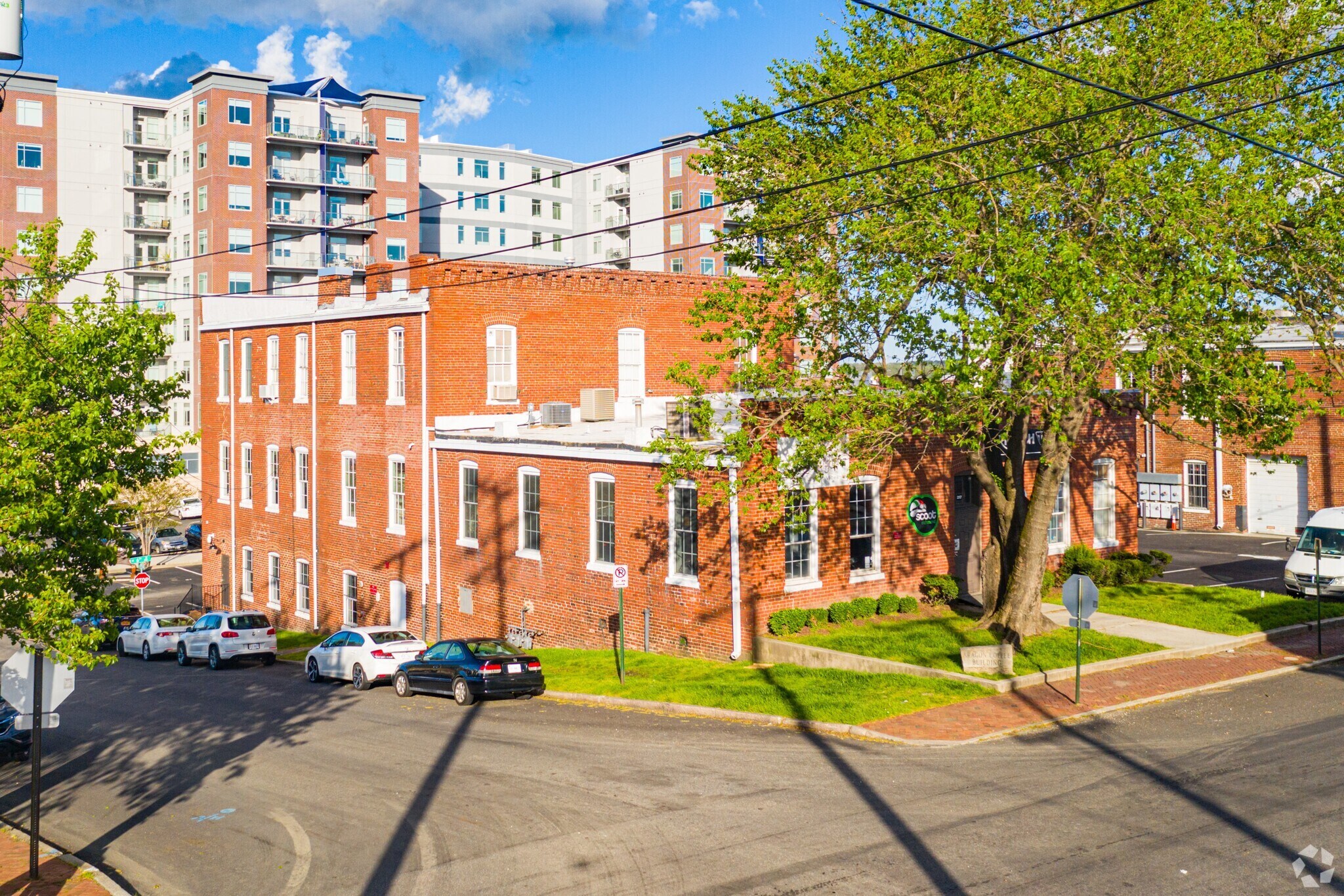 215 W 7th St, Richmond, VA for sale Primary Photo- Image 1 of 1