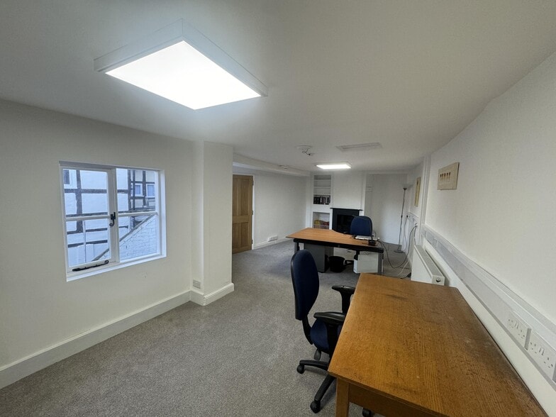 15 New St, Ledbury to rent - Interior Photo - Image 2 of 2