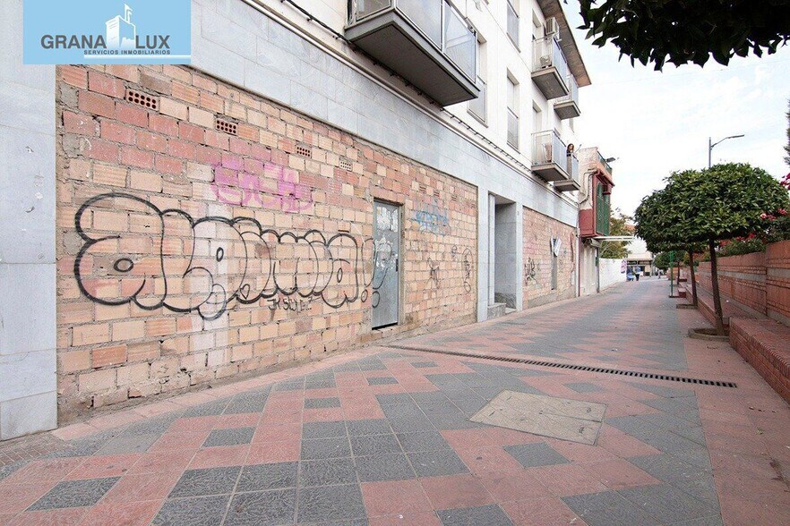 Retail in Armilla, Granada to rent - Building Photo - Image 2 of 12