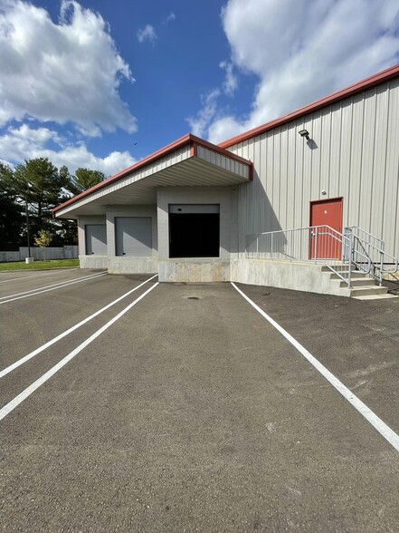 331 Aviation, Frederick, MD for sale - Building Photo - Image 2 of 18