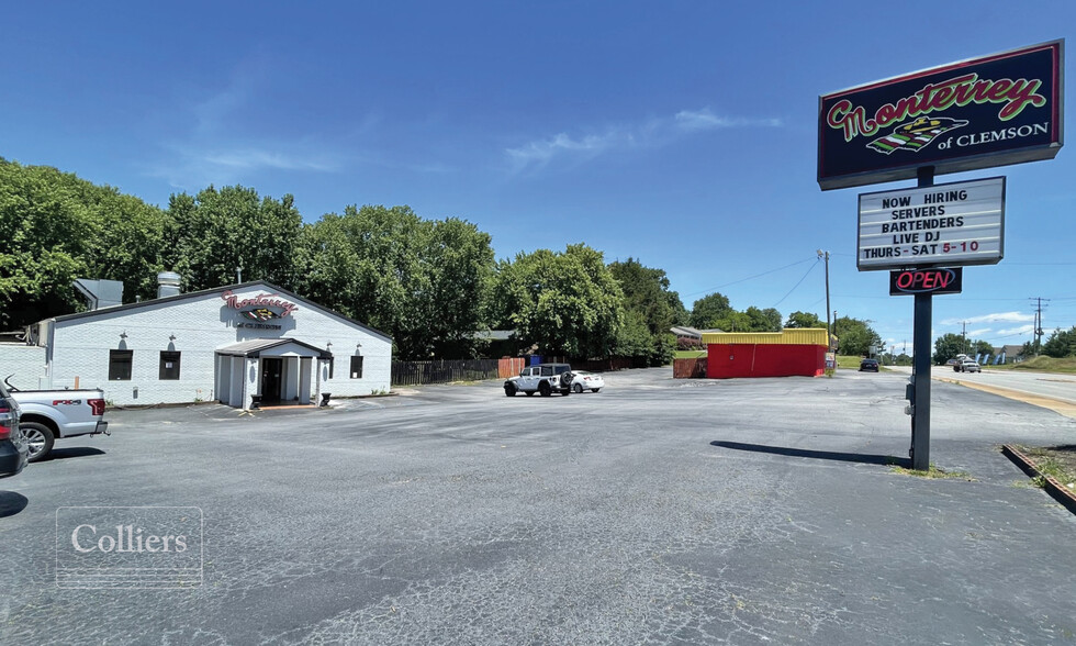 1704-1710 W Main St, Central, SC for sale - Building Photo - Image 2 of 7