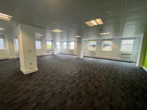 7-13 New Bridge St, Newcastle Upon Tyne to rent Interior Photo- Image 2 of 3