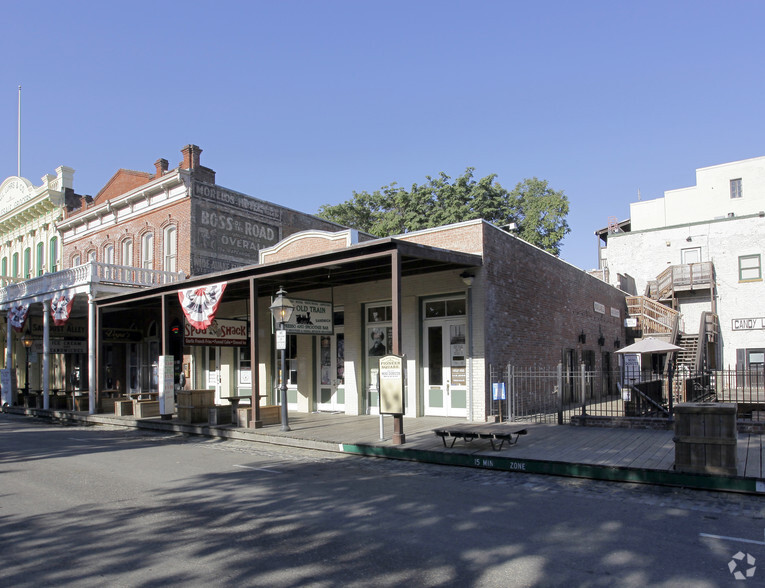 900-906 2nd St, Sacramento, CA for sale - Primary Photo - Image 1 of 3