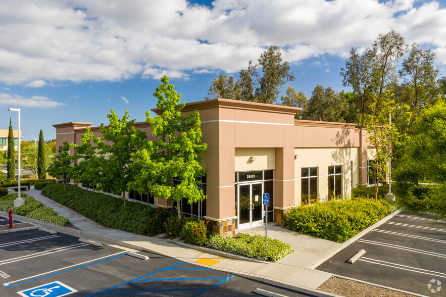 26499 Rancho Pky, Lake Forest, CA for sale - Primary Photo - Image 1 of 1