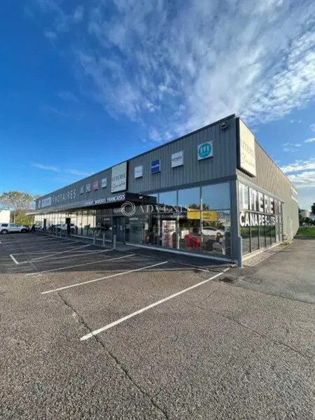 Vente Commerce 275 m² - Photo 1