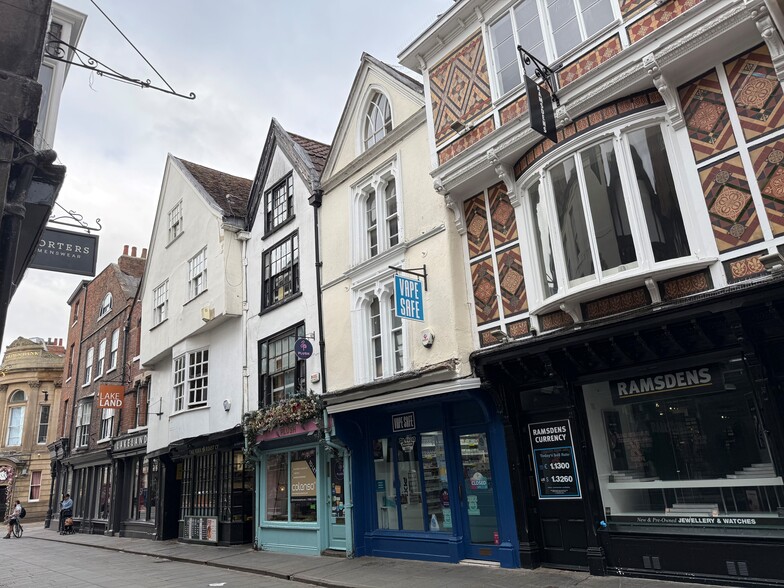 8 Stonegate, York to rent - Building Photo - Image 1 of 12
