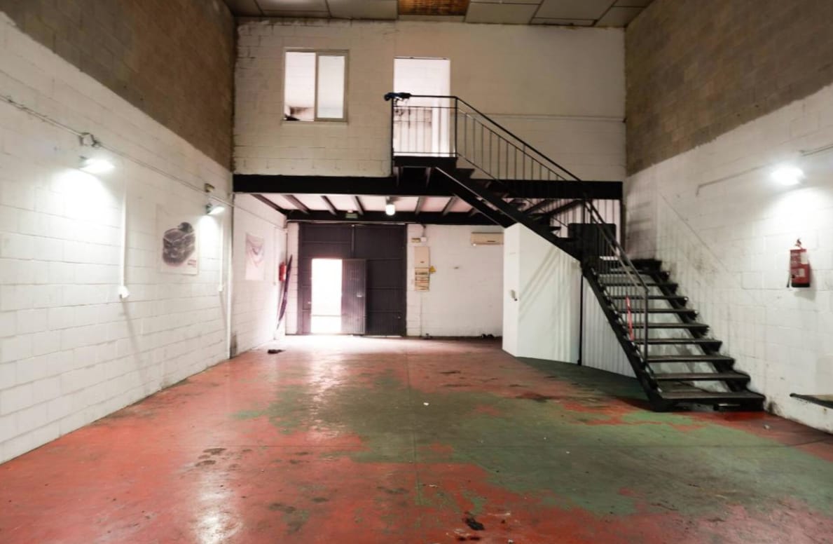 Industrial in Gines, Sevilla to rent Interior Photo- Image 1 of 8