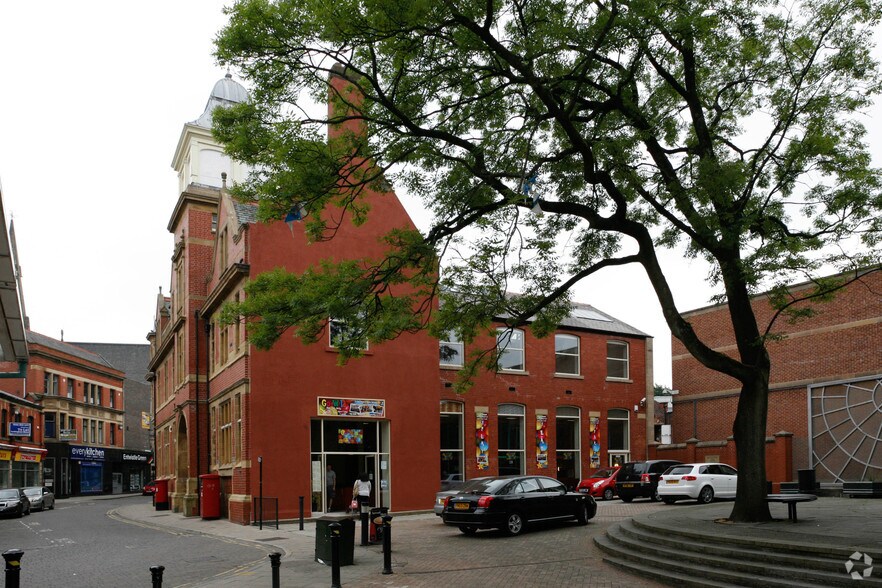 5 Crompton St, Bury for sale - Primary Photo - Image 1 of 1