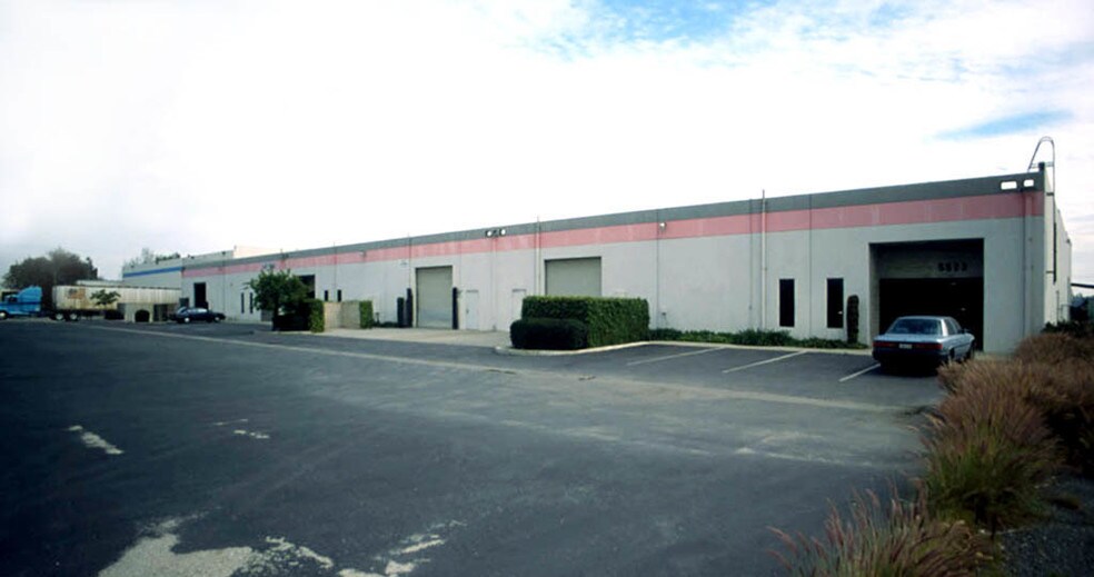 5519-5523 Ayon Ave, Irwindale, CA to rent - Other - Image 2 of 6