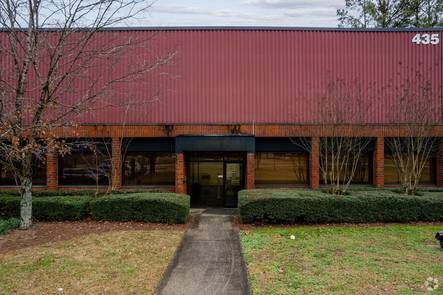 403-435 Industrial Park Rd NE, Cartersville, GA for rent - Building Photo - Image 2 of 5