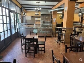 Retail in Segovia, Segovia to rent Interior Photo- Image 2 of 12