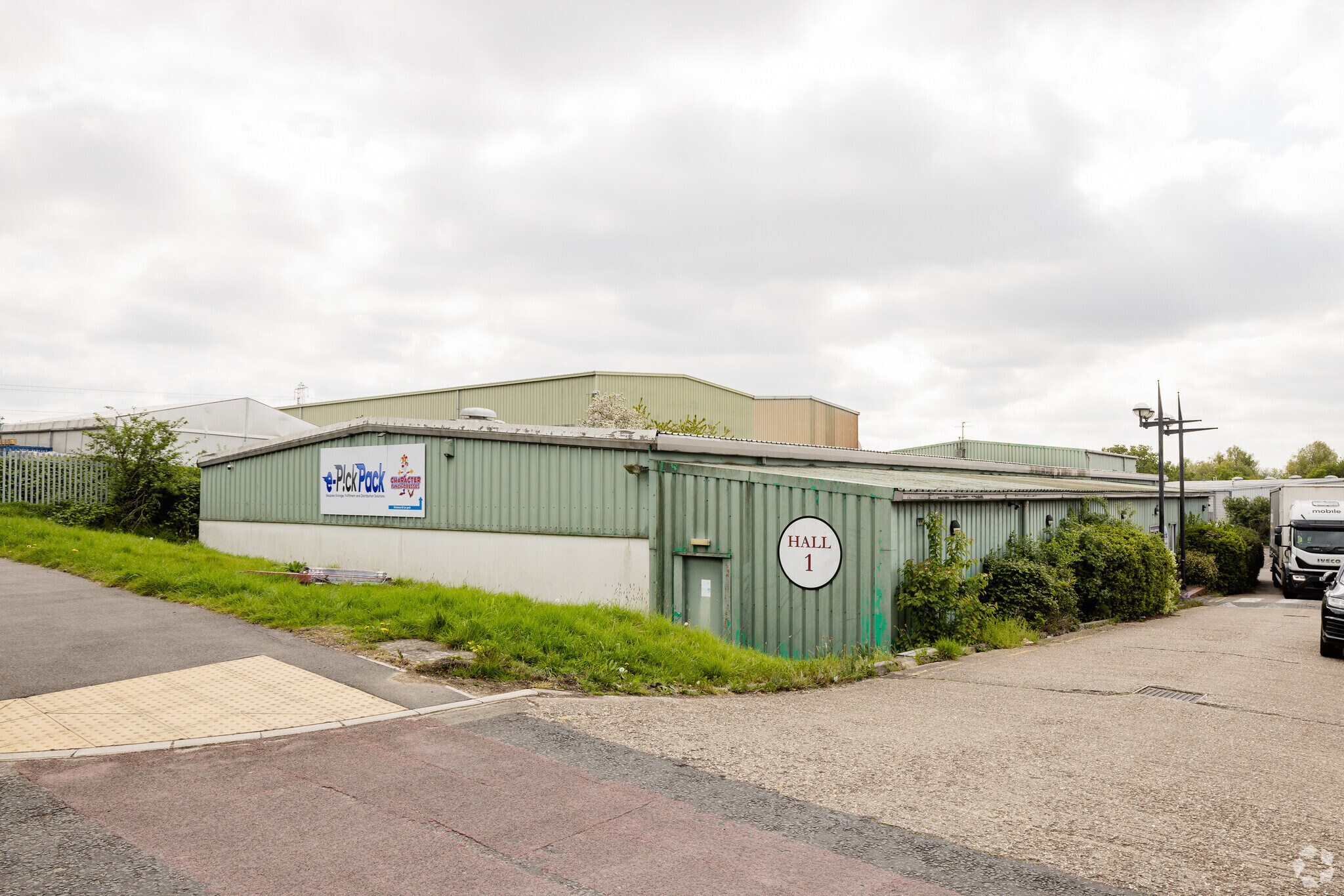 Rabans Ln, Aylesbury for sale Primary Photo- Image 1 of 1