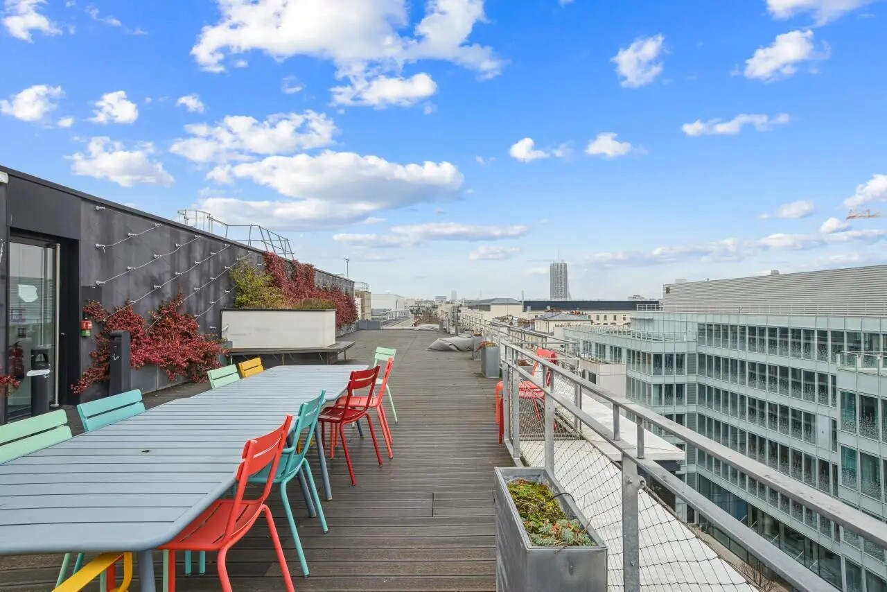 70 Rue De Villiers, Levallois-Perret to rent Building Photo- Image 1 of 30