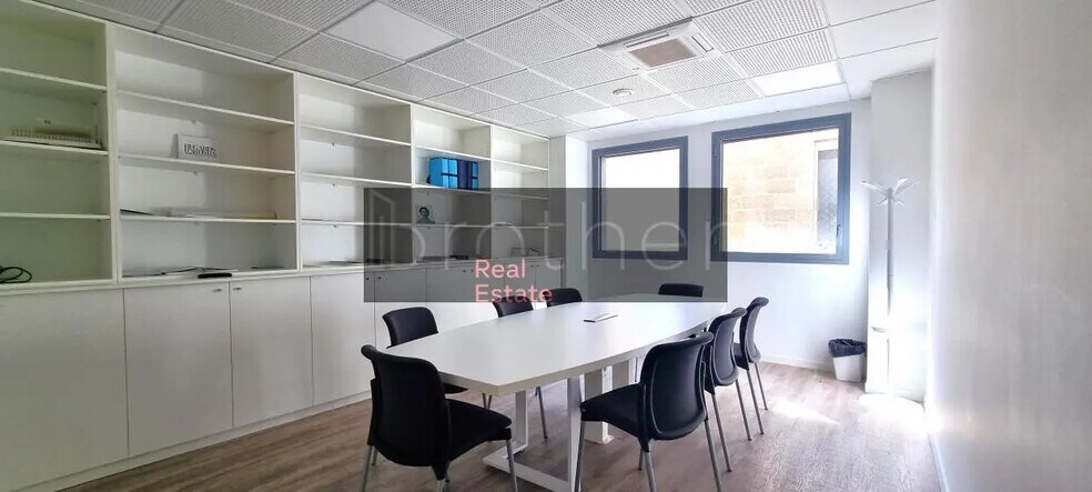 Office in Bordeaux to rent - Interior Photo - Image 3 of 6