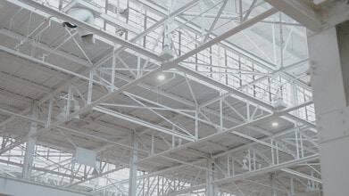 2450 W Hunting Park Ave, Philadelphia, PA to rent Interior Photo- Image 2 of 8