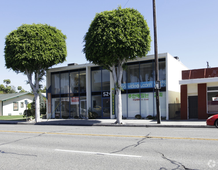 524 W Commonwealth Ave, Fullerton, CA for rent - Building Photo - Image 1 of 4