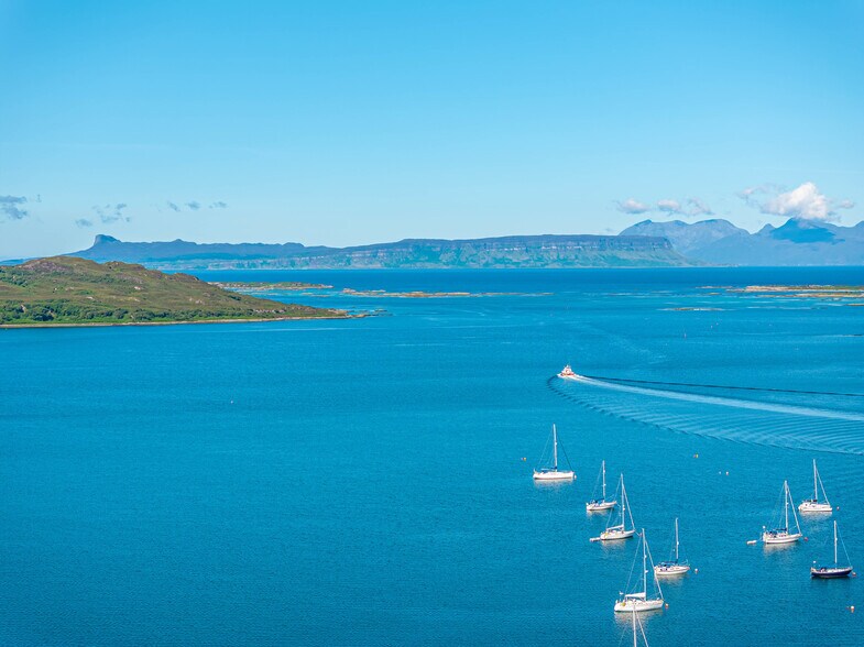 Arisaig Marina portfolio of 2 properties for sale on LoopNet.co.uk - Building Photo - Image 3 of 11