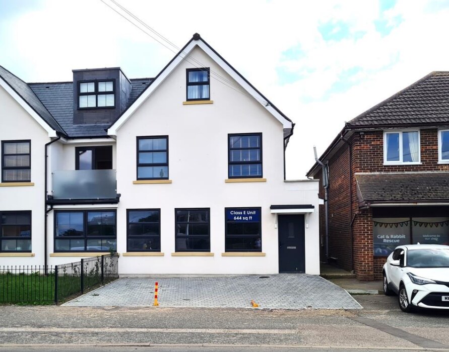 Stocks Ln, East Wittering for sale Primary Photo- Image 1 of 1