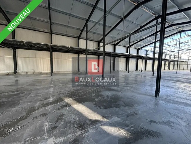 Location Local d'activités 250 m²