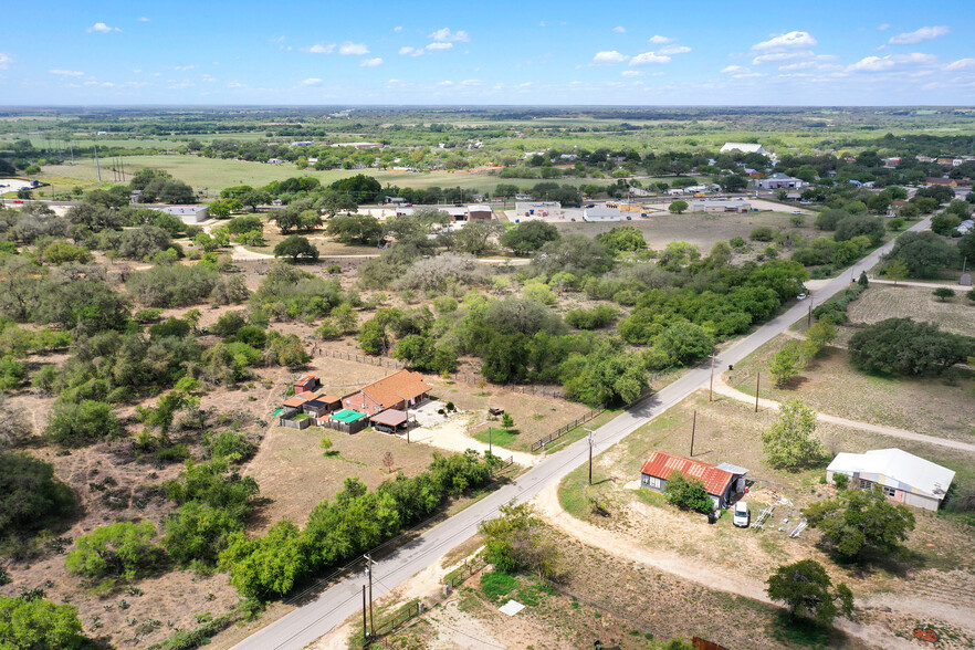 000 Rosssville, Devine, TX for sale - Aerial - Image 3 of 10