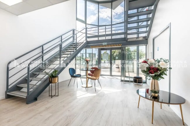 Location Bureaux 420 m²