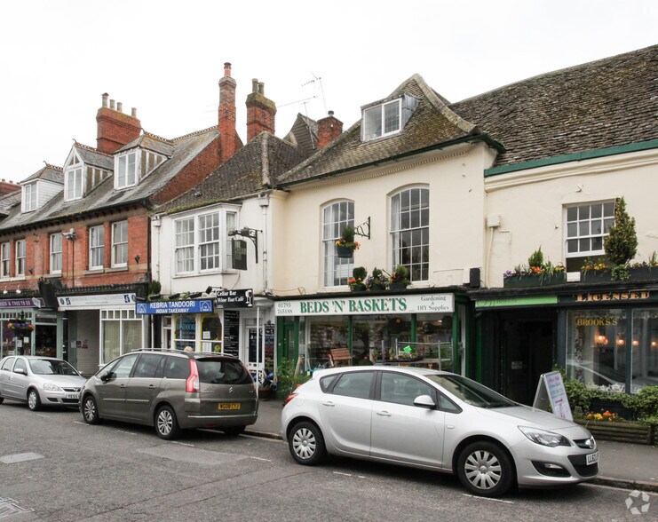 10 High St, Highworth for sale - Primary Photo - Image 1 of 1