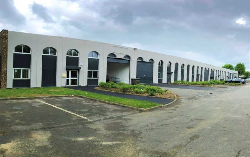 Light Industrial in Noisy-le-Grand to rent - Building Photo - Image 2 of 10
