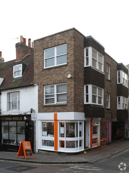 9 Church St, Brighton to rent - Building Photo - Image 2 of 16