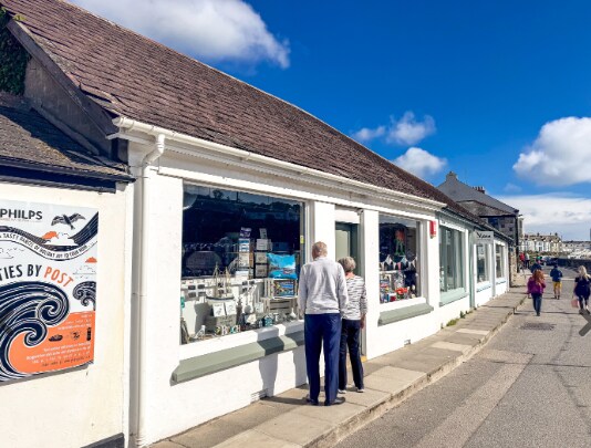 Commercial Rd, Porthleven to rent - Building Photo - Image 2 of 2