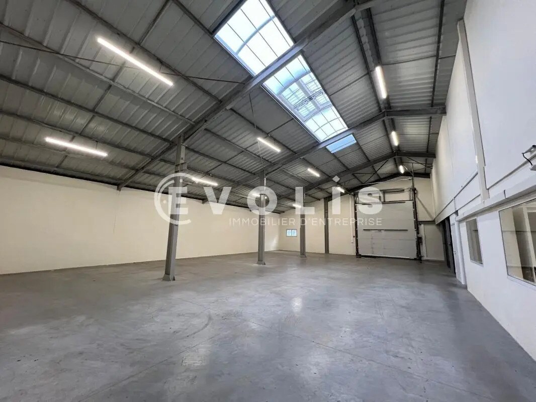 Office in Pessac to rent Interior Photo- Image 1 of 10