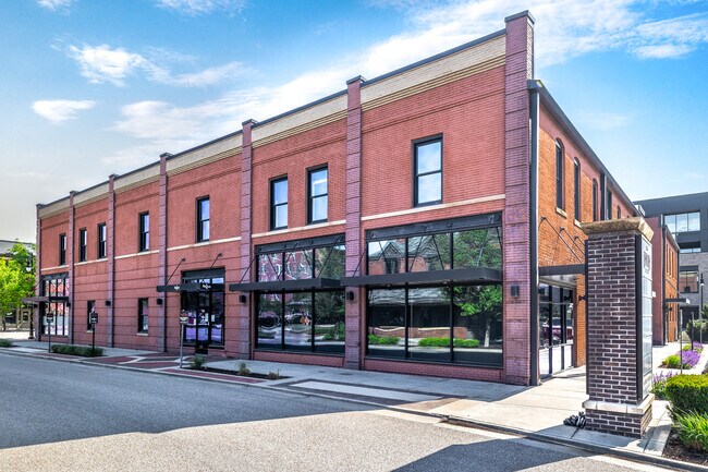 More details for 801 E Douglas Ave, Wichita, KS - Co-working to Rent