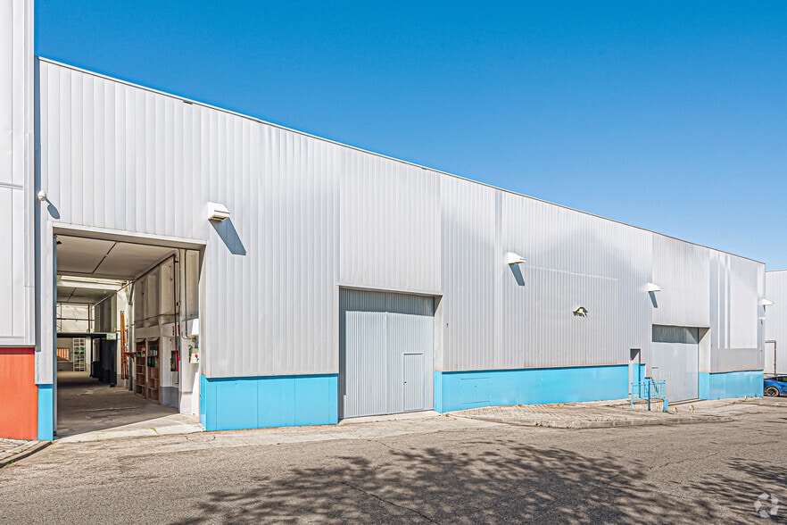 Calle Artesanía, 9, Coslada, Madrid for sale - Building Photo - Image 2 of 23