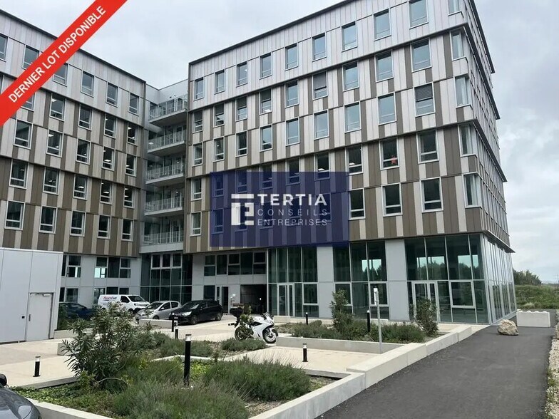 Office in Montpellier to rent - Building Photo - Image 2 of 11